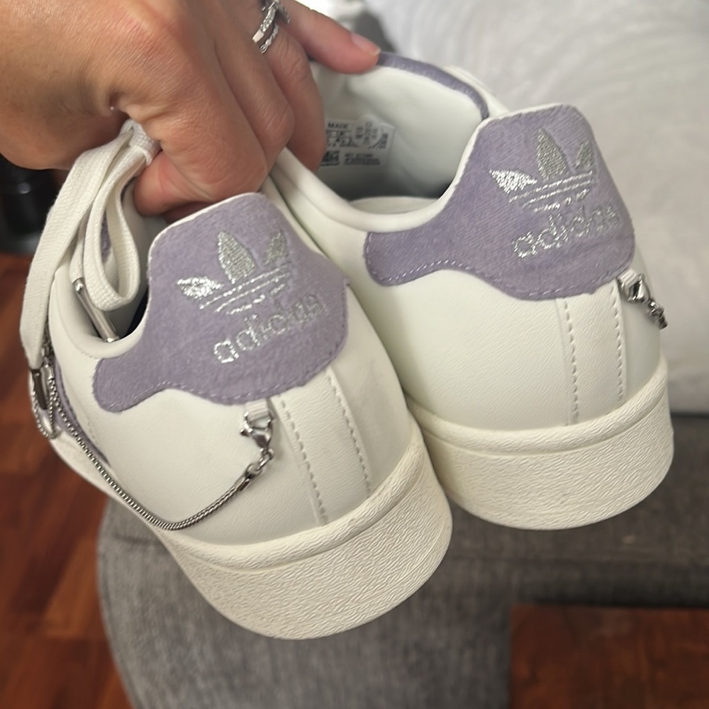 SUPERSTAR 'PURPLE PEARL CHAIN - Picture 6 of 6